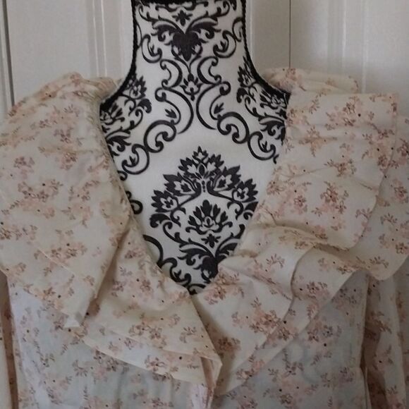 Who What Wear Women Ruffle Charming Floral Midi Dress NWT Size S - Picture 3 of 15